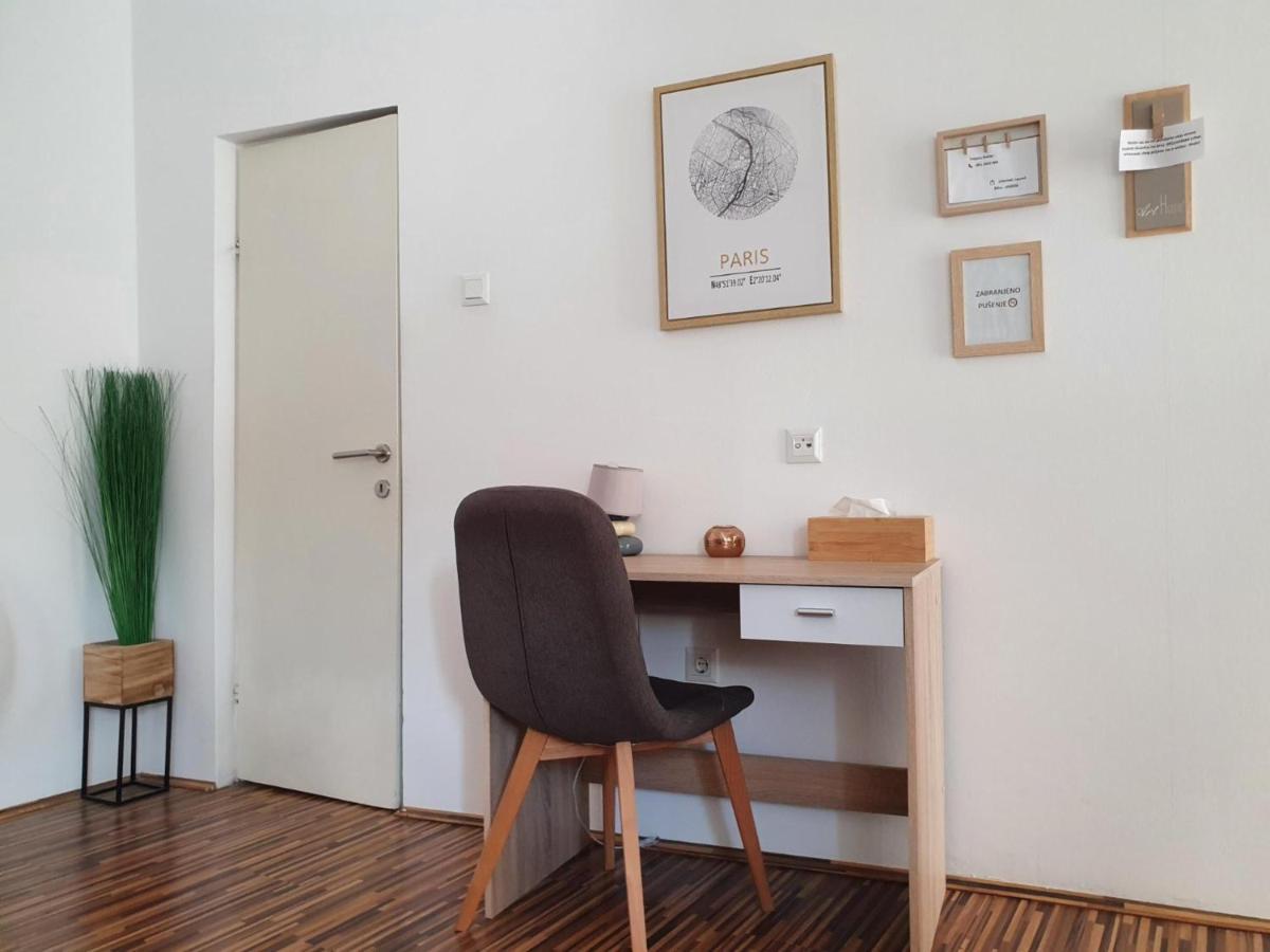 Apartment Laura & Lucija Osijek Extérieur photo